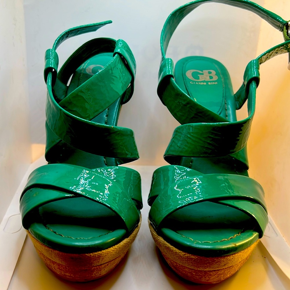 Beautiful green Gianni bini